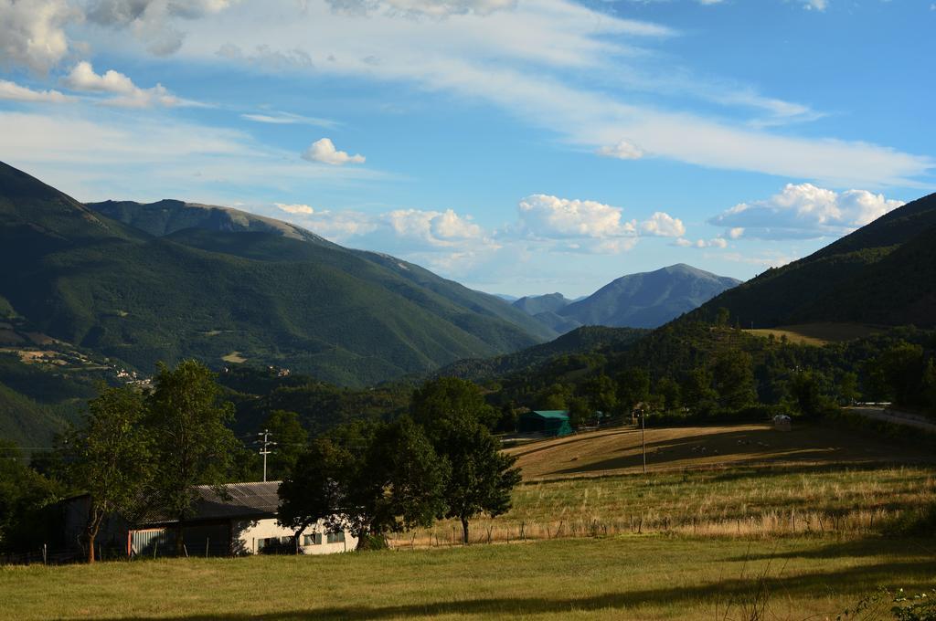 Agriturismo Campagna In Compagnia Vallo di Nera ภายนอก รูปภาพ